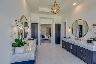 Luxurious Vanity Areas